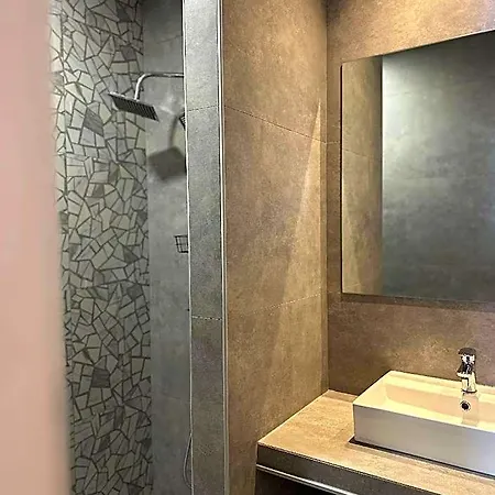 Beautiful By The Szálloda 4*